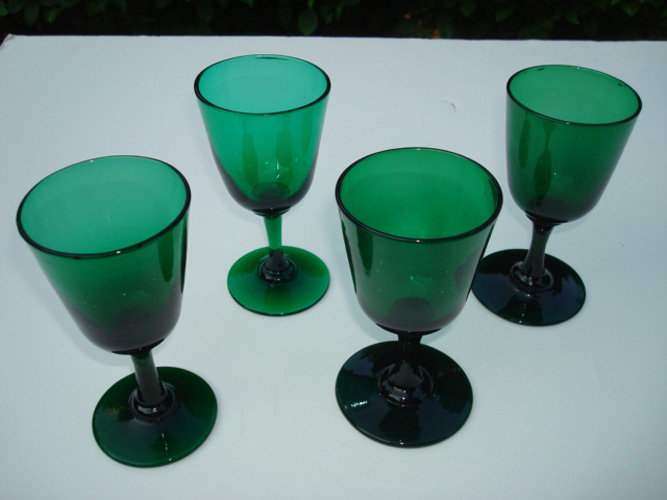 SET OF FOUR BLOWN GREEN GLASS WINES, 5 INCH H. ENGLISH, 19TH C.