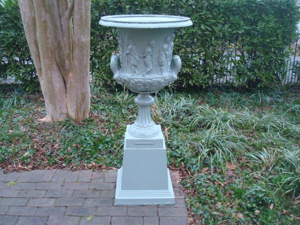 MEDICI URN, ANTIQUE CAST IRON, JANES BEEBE & CO.